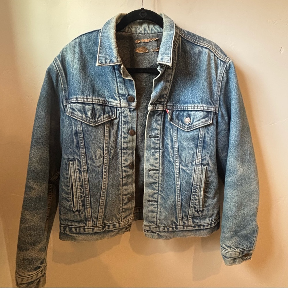 Vintage Levi's Men's Denim Jacket